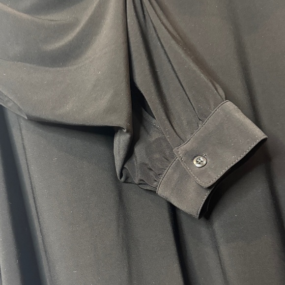 Anne Klein Black V-Neck Women's Top - Picture 5 of 8